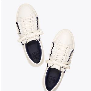 Tory Burch Ruffle Sneaker Sz 6.5